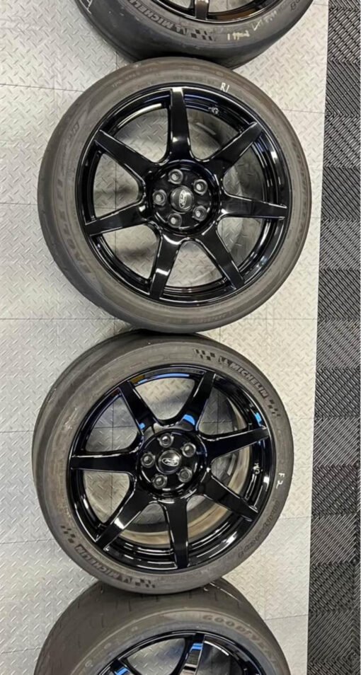 GT350R carbon wheels For Sale